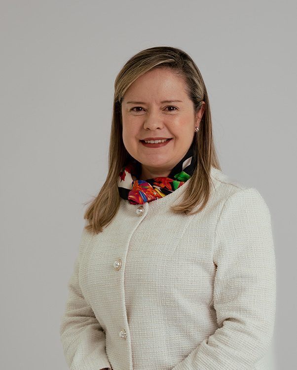 Monica-Pastor-Socia-Corporativo-y-MA-Gamboa-Garcia-Roldan-Co